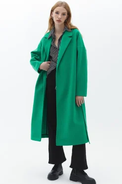 Abrigo con cinturón