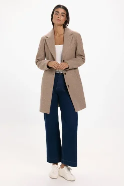 Abrigo de pa&ntilde;o