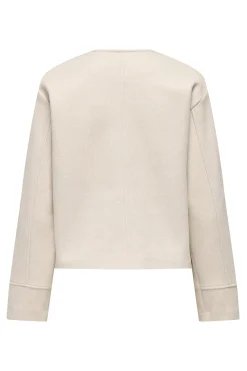 Abrigo de pa&ntilde;o corto