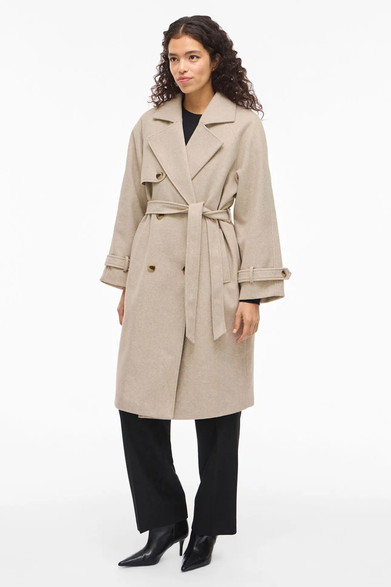 Abrigo de paño largo anudado