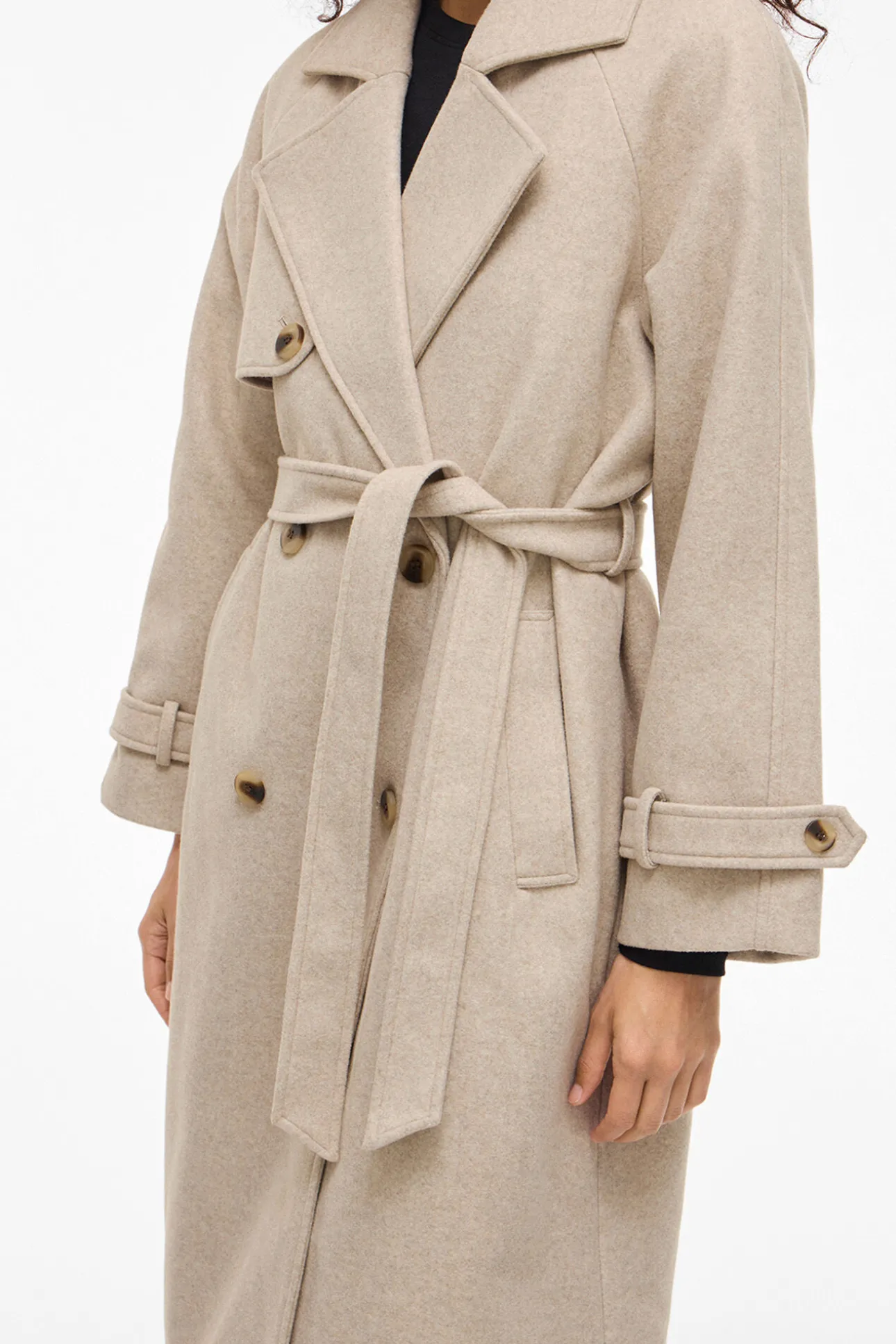 Abrigo de paño largo anudado