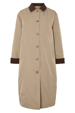 Abrigo gabardina detalle cuello pu&ntilde;os