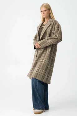 Abrigo Largo con Estampado de Cuadros