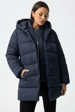 Abrigo Largo de Nailon Acolchado