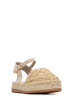 Alpargata con hebilla