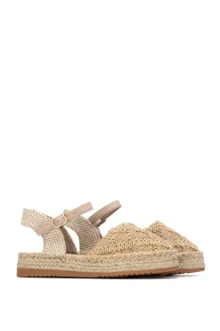 Alpargata con hebilla