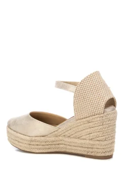 Alpargatas metalizadas cu&ntilde;a