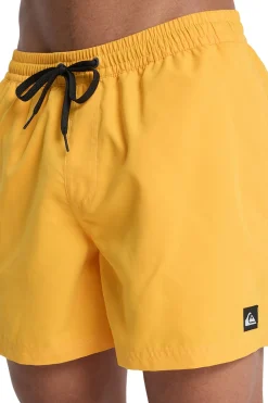 Ba&ntilde;ador corto liso cordones