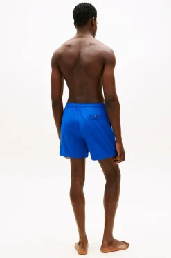 Ba&ntilde;ador hombre inscripci&oacute;n lateral