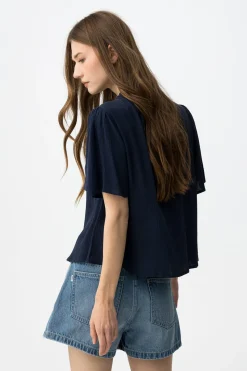 Blusa con encaje