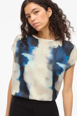 Blusa manga corta satinada