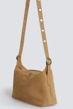 Bolso bandolera tachas