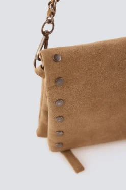 Bolso bandolera tachas