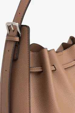 Bolso de Hombro con Cord&oacute;n