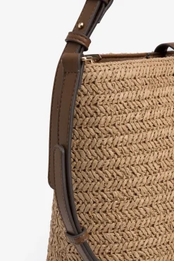 Bolso de paja trenzada