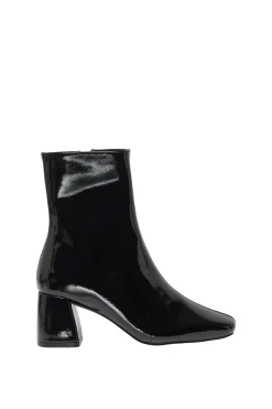 Bot&iacute;n tac&oacute;n de charol