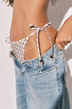 Braga bikini basileña estampado geométrico