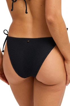 Braga bikini relieve lazos