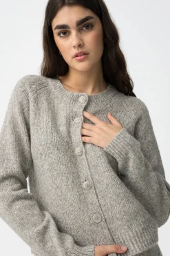 C&aacute;rdigan Con Botones Decorativos