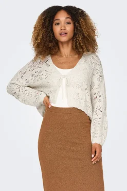 C&aacute;rdigan corto de crochet troquelado