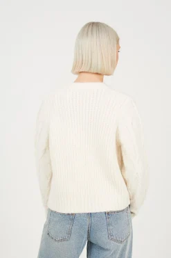 C&aacute;rdigan de punto con lazos