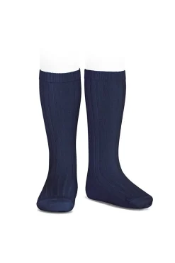 Calcetines altos b&aacute;sicos canal&eacute;