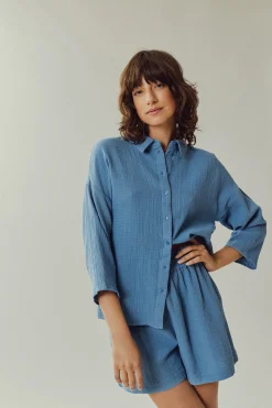 Camisa con manga 3/4