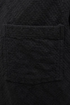 Camisa de hombre de manga corta con textura