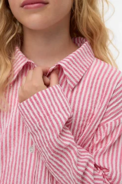 Camisa de manga larga y cuello de solapa