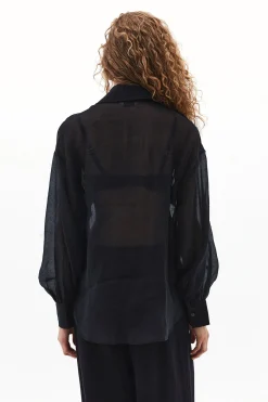 Camisa de mangas abullonadas