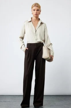 Camisa de sat&eacute;n