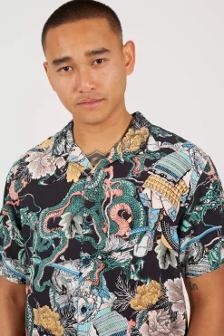 Camisa estampada de manga corta