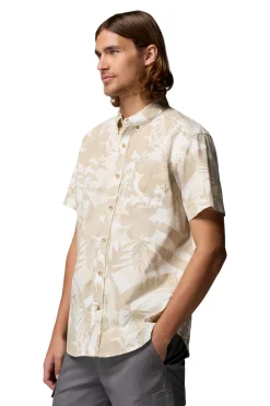 Camisa estampada de manga corta