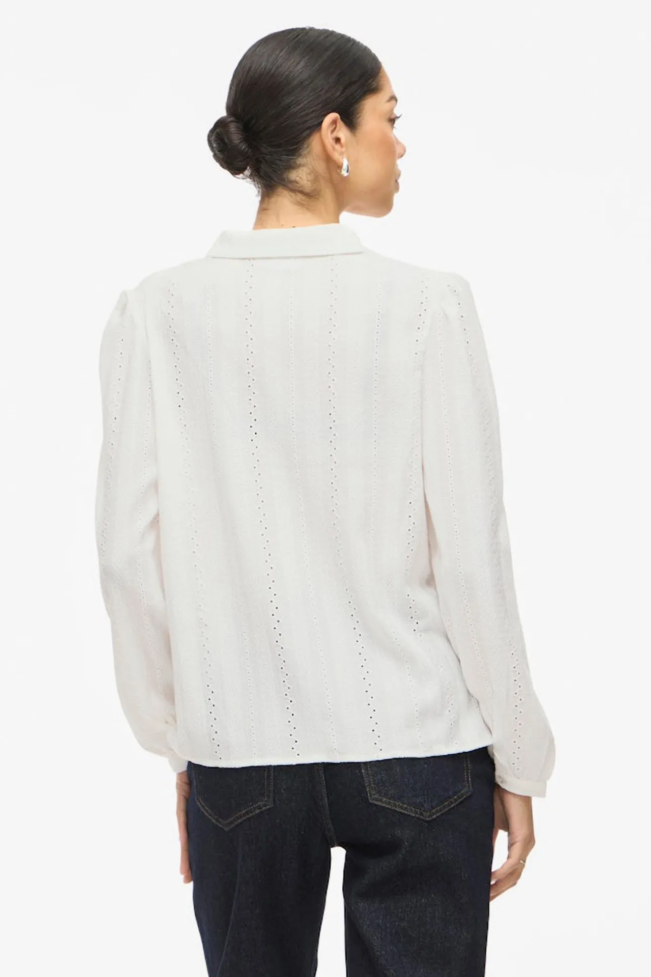 Camisa manga larga con bordado inglés