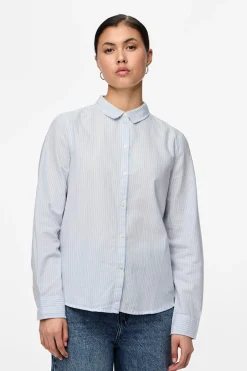Camisa oxford b&aacute;sica