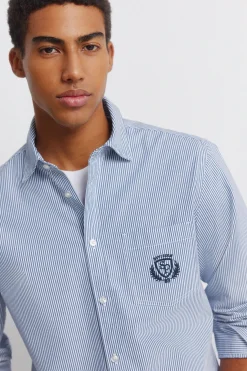 Camisa rayas bordado en bolsillo