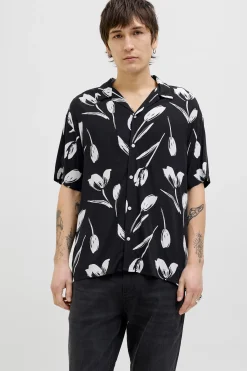 Camisa relaxed fit manga corta