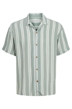 Camisa relaxed fit manga corta