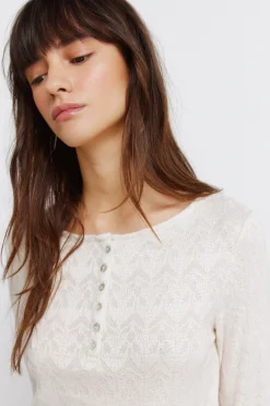 Camiseta acabado ondas