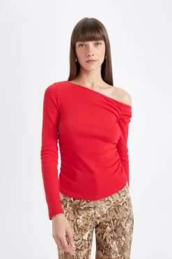 Camiseta asimétrica