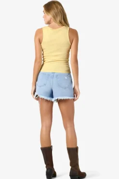 Camiseta b&aacute;sica estilo nadadora