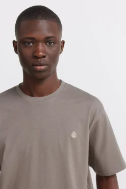 Camiseta b&aacute;sica logo springfield