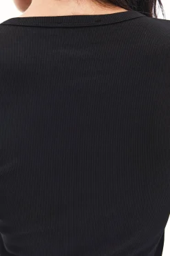 Camiseta con botones