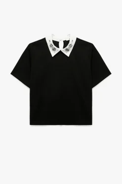 Camiseta con detalle de pedrer&iacute;a