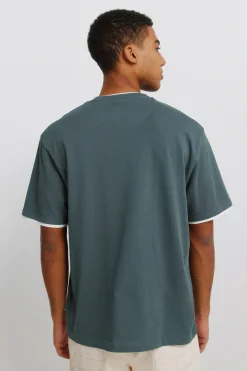 Camiseta cuello doble