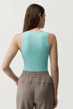 Camiseta deportiva Nora azul claro