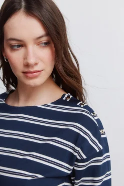 Camiseta hombro botones