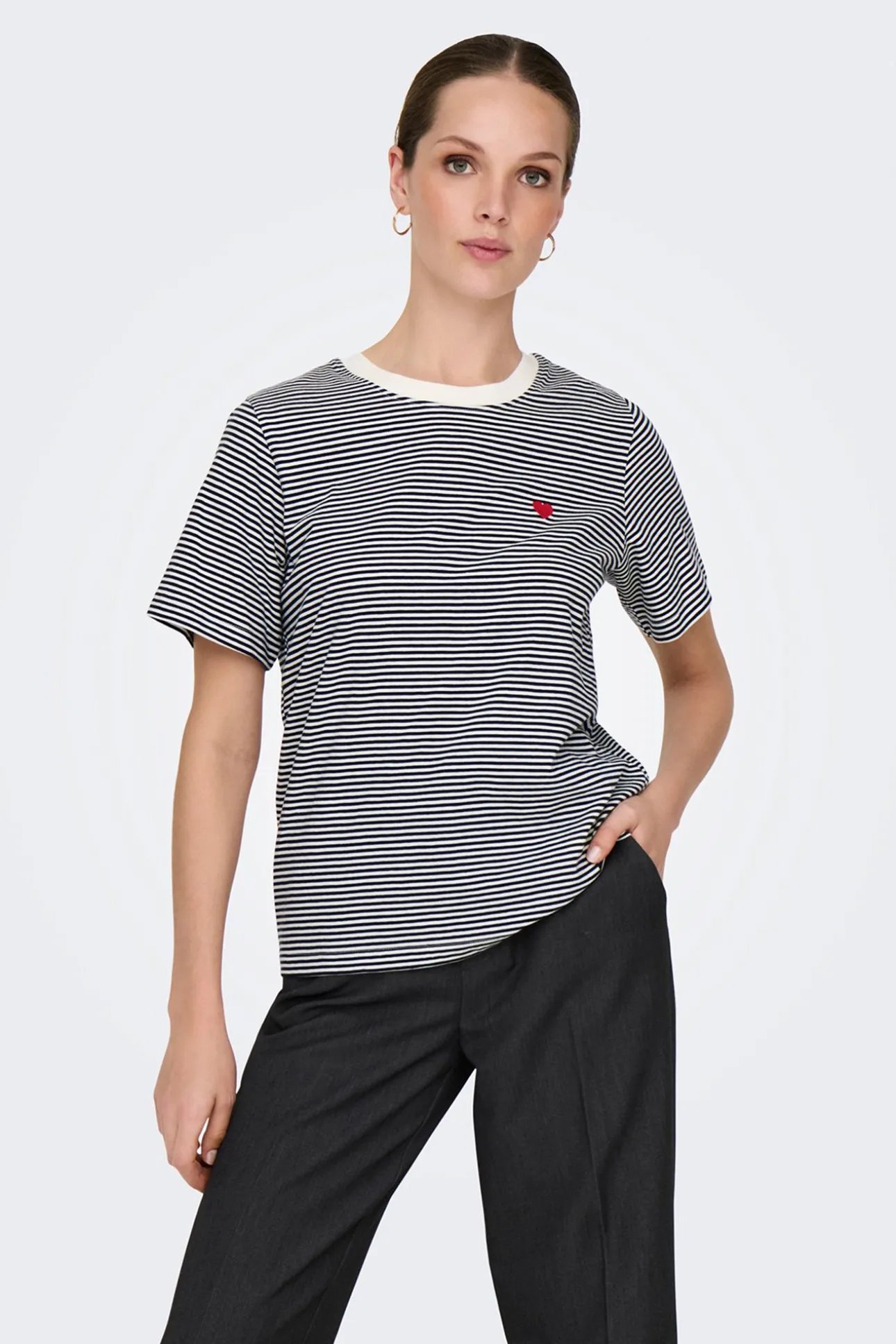 Camiseta manga corta bordado