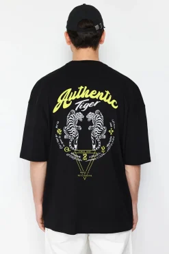 Camiseta oversize manga corta