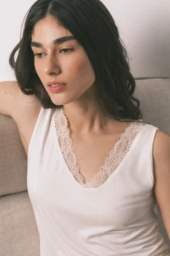 Camiseta punto s&uacute;per suave beige